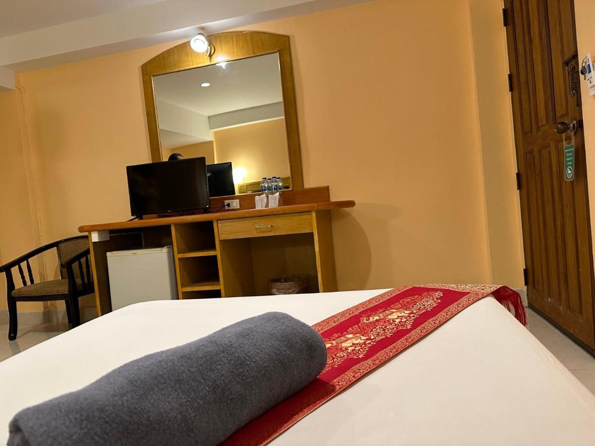 Nid Huahin Hotel Exterior foto